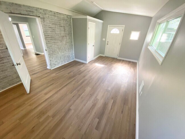 Foto del edificio - Charming, Updated Cape Cod Home