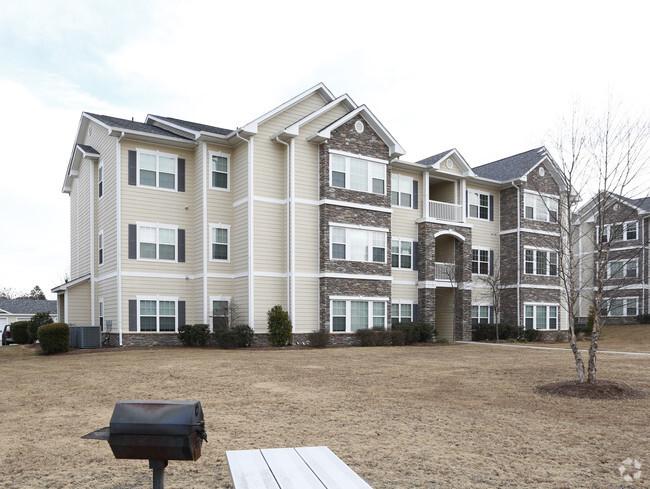 Building Photo - Stone Gate Apartments