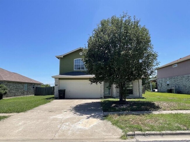 Building Photo - 5415 Teal Dr