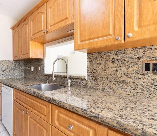 Building Photo - 11701 SW 122nd Ct