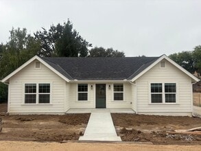 Building Photo - 2720 Campo Rd