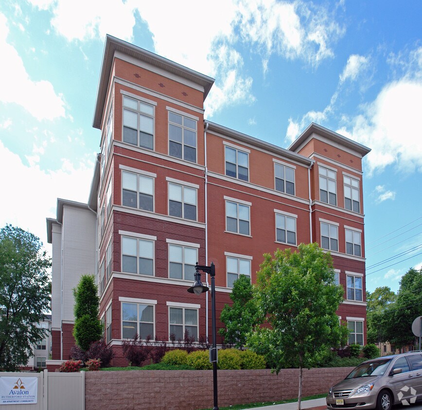 Rutherford Station Apartments East Rutherford, NJ