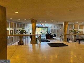 Foto del edificio - 100 West Ave