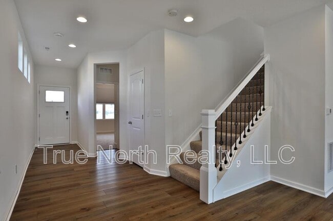 Building Photo - 12009 Landon Dr