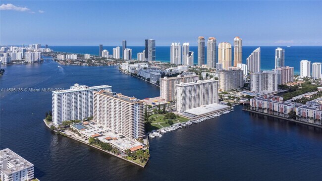 Foto del edificio - 250 174th St