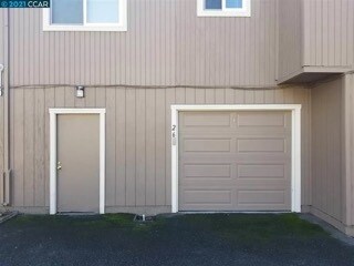 Building Photo - 3901 Clayton Way