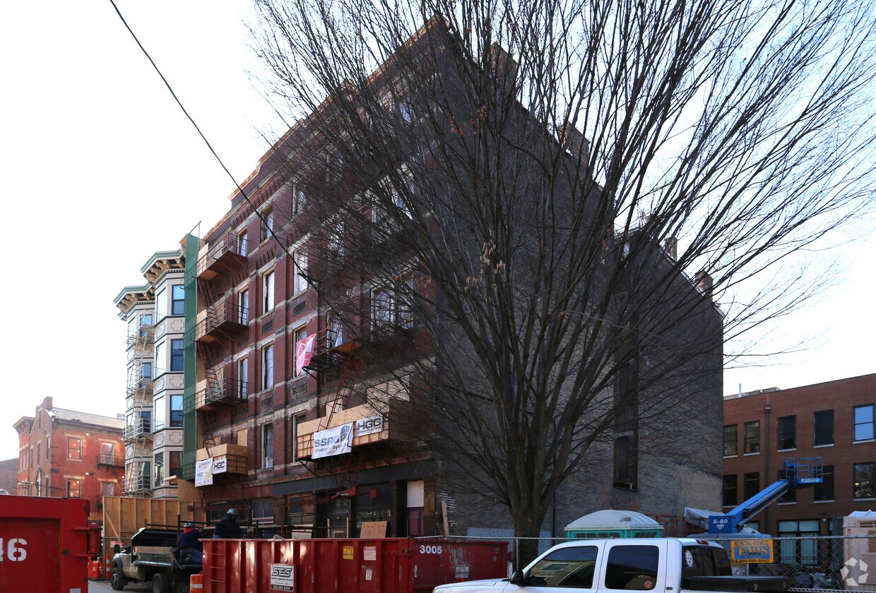 Foto principal - Beasley Place