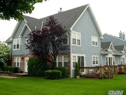 Foto del edificio - 18 Maple Wing Dr