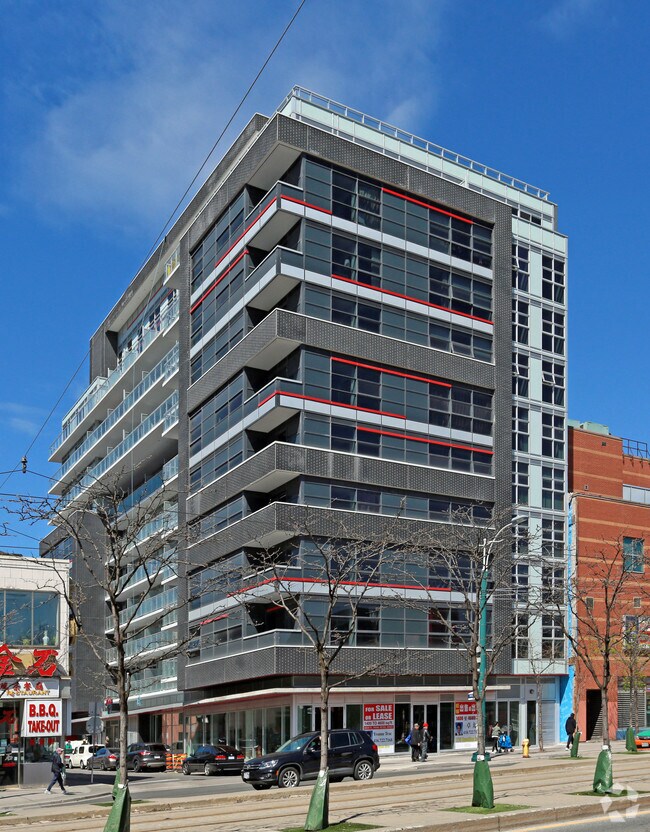 Photo du bâtiment - Dragon Condos