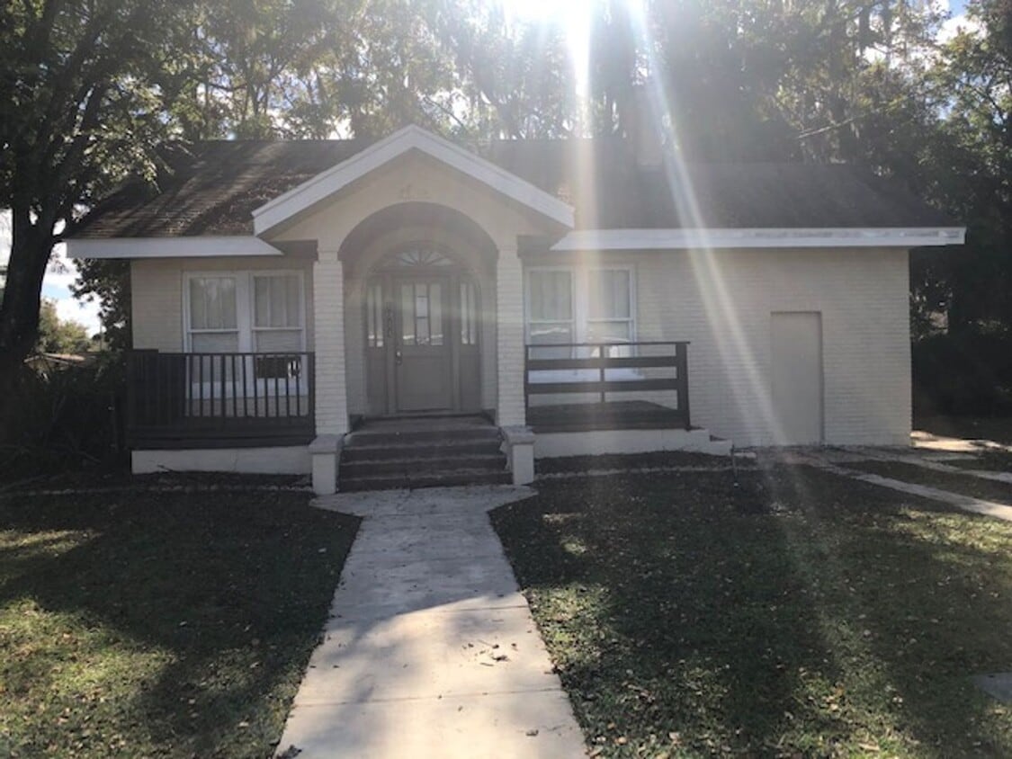 Primary Photo - 3 Bed 1 Bath Home | Pet Friendly | Washer ...
