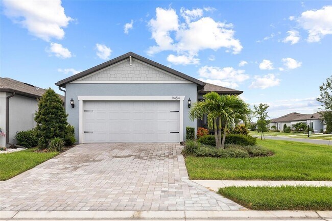 Foto del edificio - 9454 Ballaster Pointe Lp