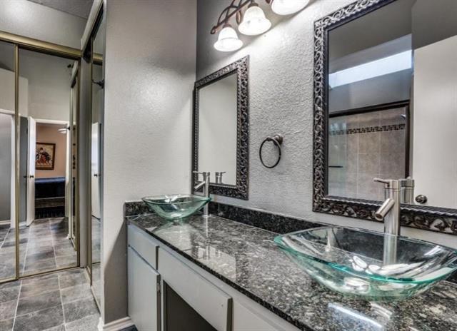 Foto del edificio - 4008 Rive Ln