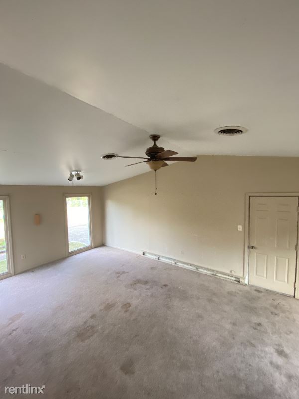 Building Photo - 5 br, 3 bath House - 312 W 5th St A Unit A