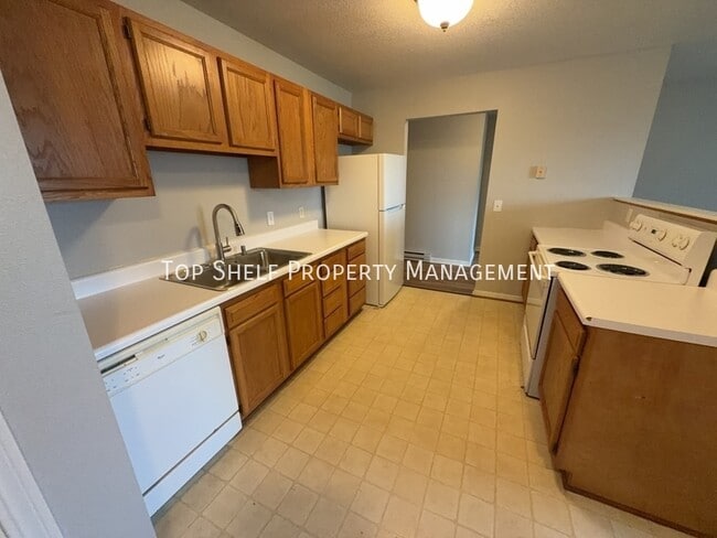 Building Photo - 110 4th St NW