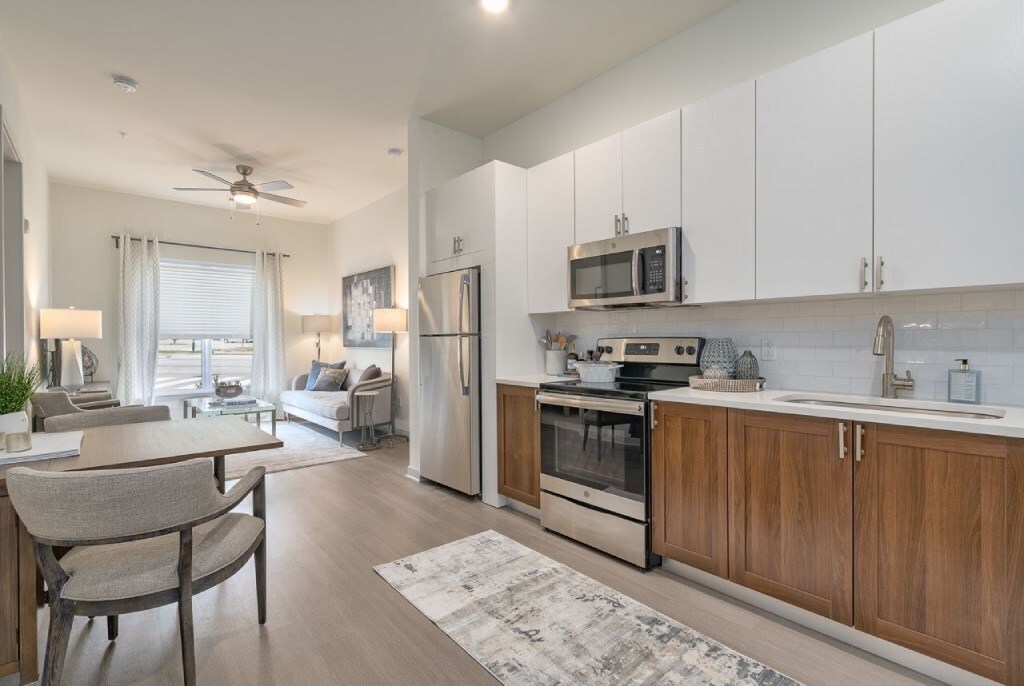 5 Points Northshore 328 Cherokee Blvd Chattanooga, TN