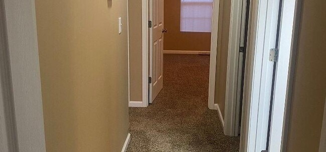 Foto del edificio - 3218 Putnam St