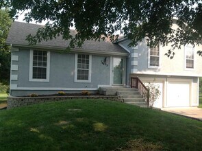 Building Photo - 14405 S Greentree Dr