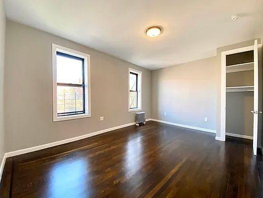 Building Photo - 3 bedroom in BRONX NY 10467