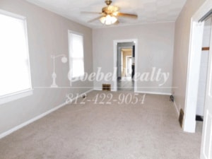 Building Photo - 2 bedroom home