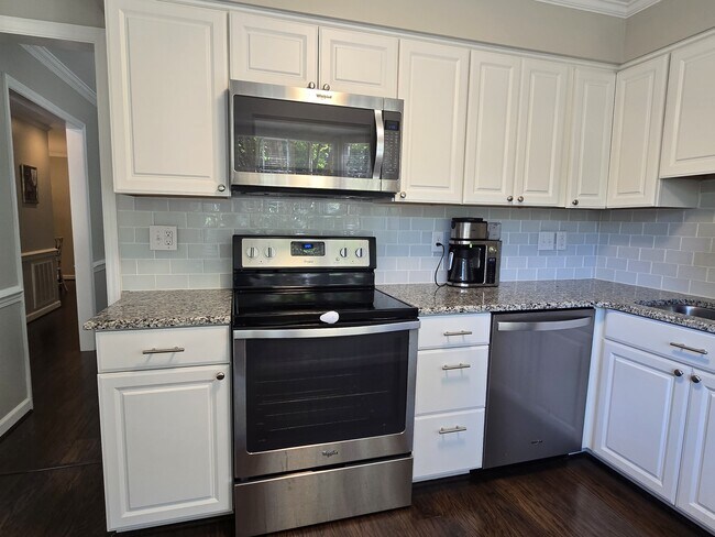 Building Photo - 2583 Spring Garden Rd NW