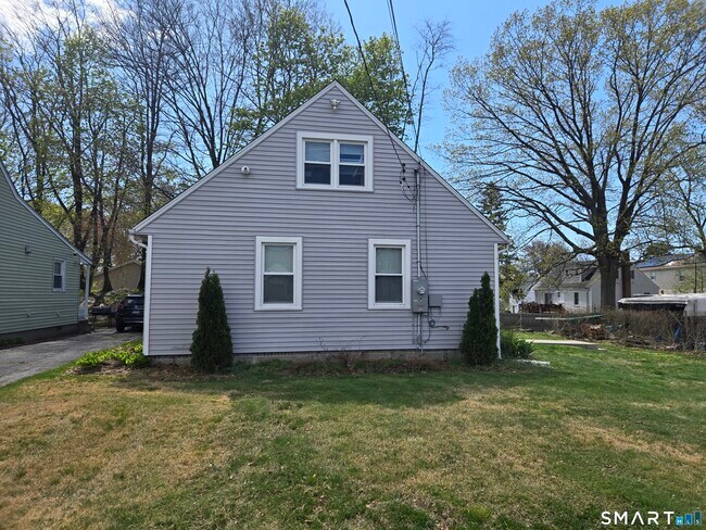 Foto del edificio - 275 Burnsford Ave