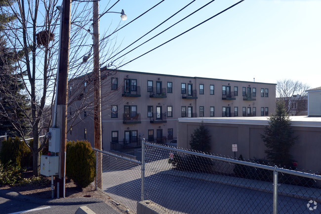 Building Photo - Mt. Hope Apartments