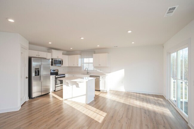 Foto del edificio - 715 Cottage Dr