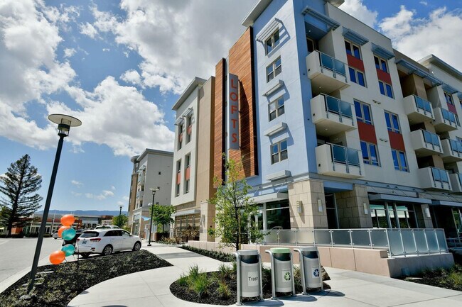 Foto del edificio - 19550 Vallco Pkwy