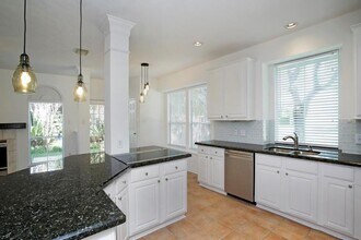Building Photo - 6902 Afton Woods Dr