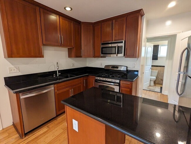 Foto del edificio - 1010 Wilton Pl