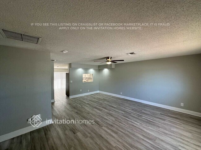 Building Photo - 6206 Wauconda Way W