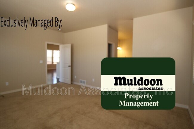Building Photo - 10478 Mount Columbia Dr