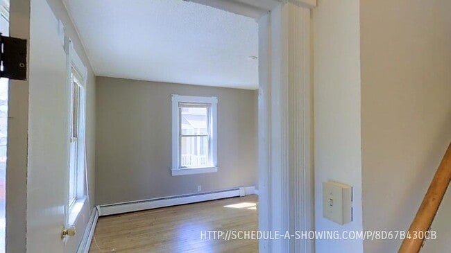 Building Photo - 412 W Baraga Ave