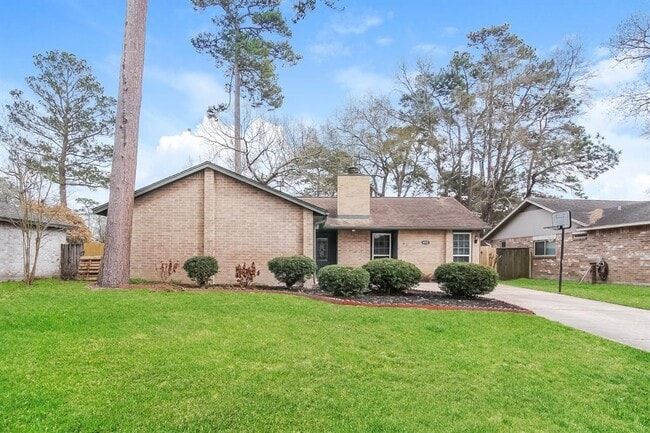 Building Photo - 4022 Sherwood W