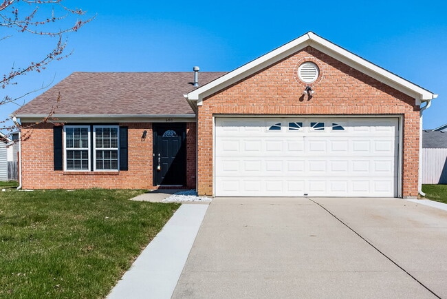 Building Photo - 600 Streamside Dr