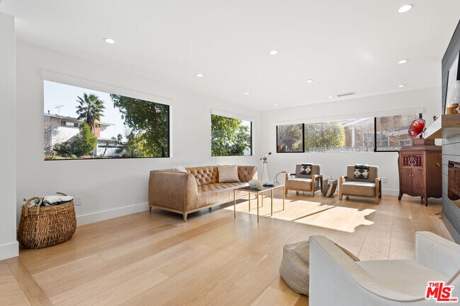 Foto del edificio - 8547 Shoup Ave