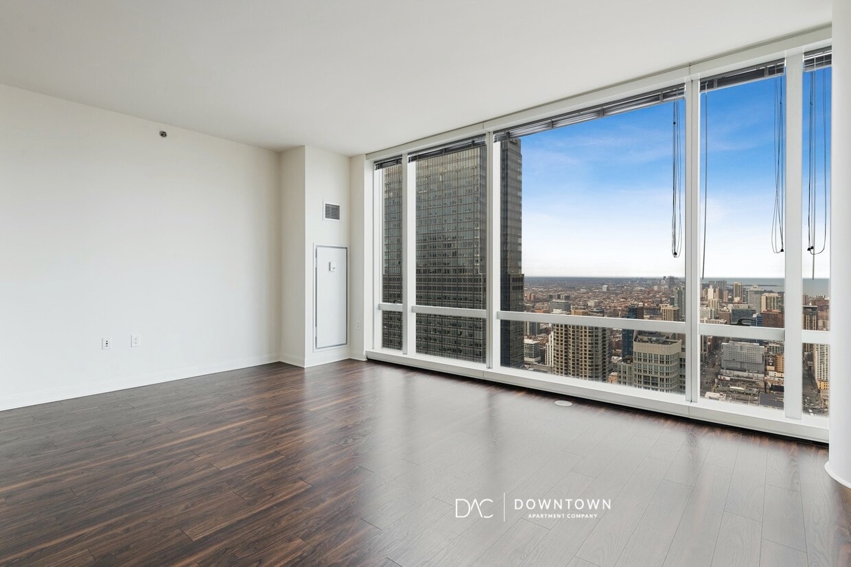 Photo - 203 N La Salle Dr (Chicago, IL)