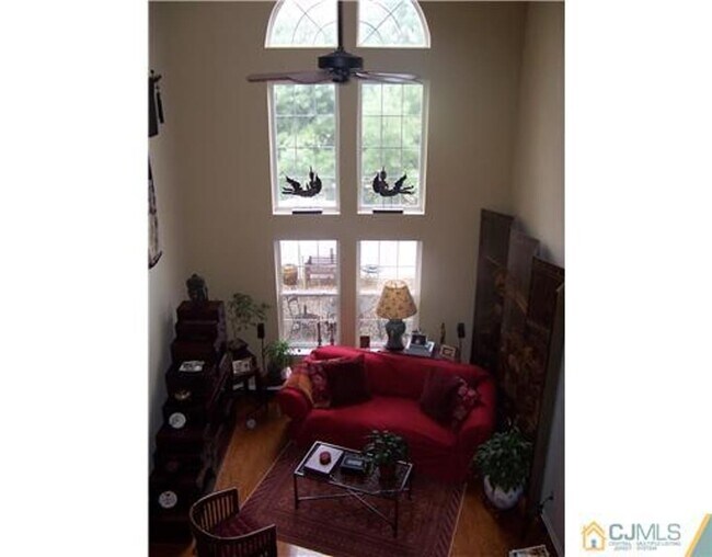 Foto del edificio - 134 Windsong Cir