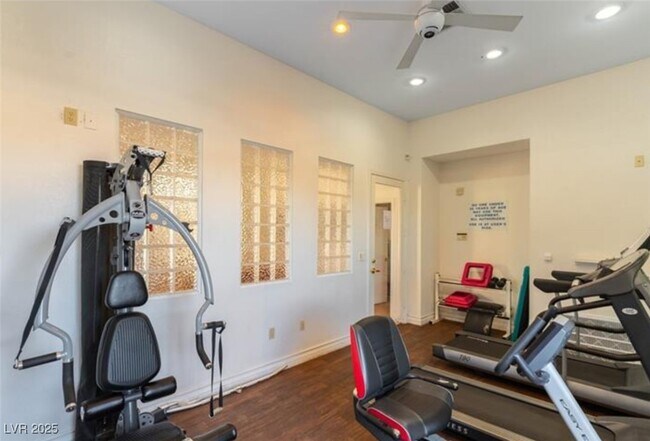 Foto del edificio - 5155 W Tropicana Ave