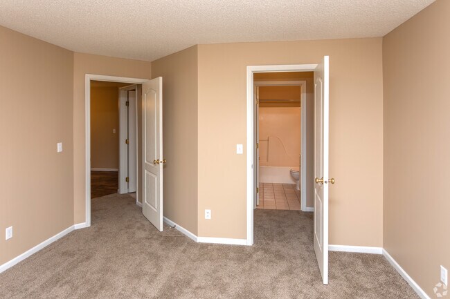 2 habitaciones, 1 baño - Meadowlawn Village