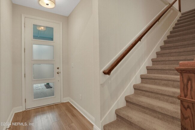 Building Photo - 14151 Pier Ln