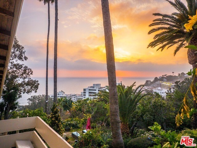 Primary Photo - 17050 Sunset Blvd