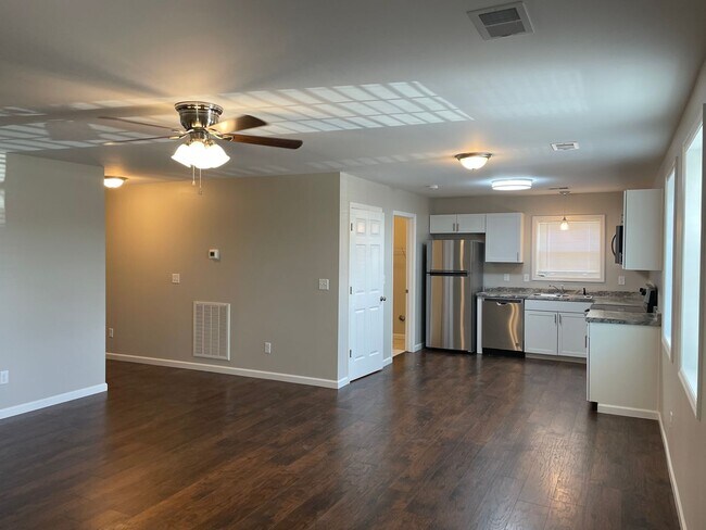 Foto del edificio - Brand New Unit for Rent