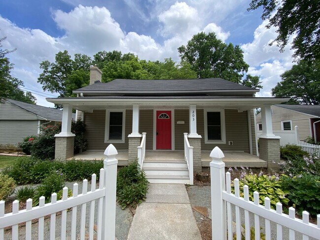 Building Photo - 203 Shawnee St