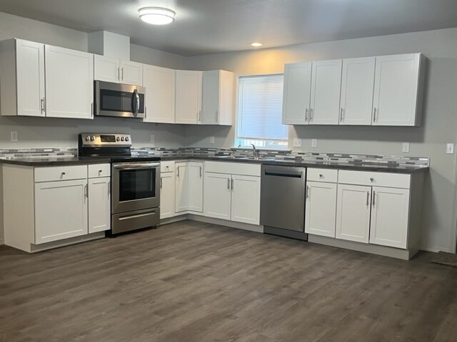 Foto del edificio - 180 Terminal Ave