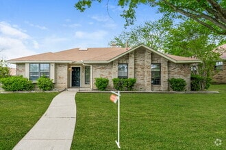 Building Photo - 3239 Wichita Dr
