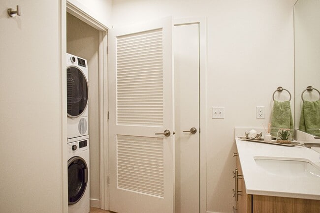 Interior Photo - VESPR Apartments