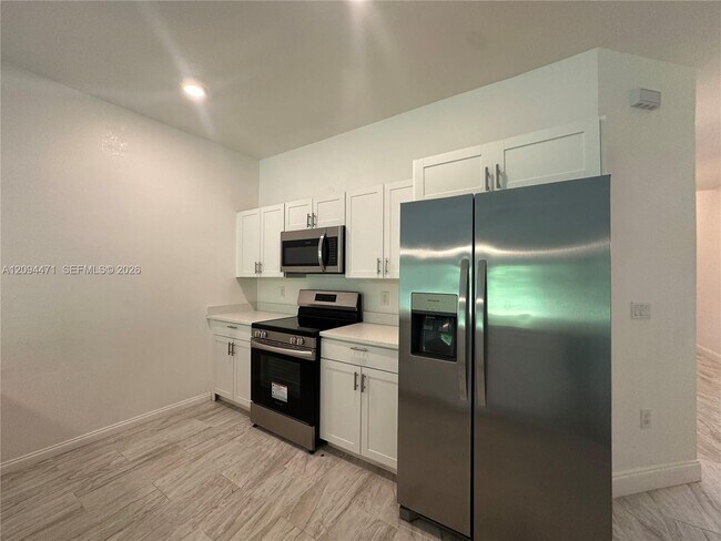 Foto del edificio - 1240 Columbus Blvd
