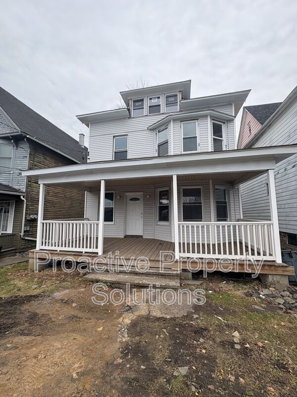 Building Photo - 415 S Main Ave