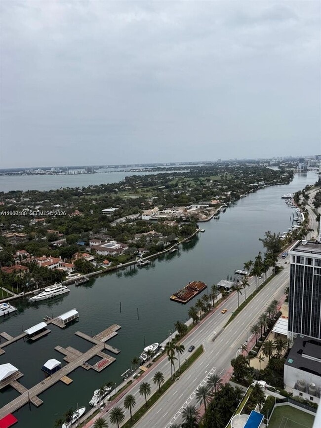 Foto del edificio - 4775 Collins Ave